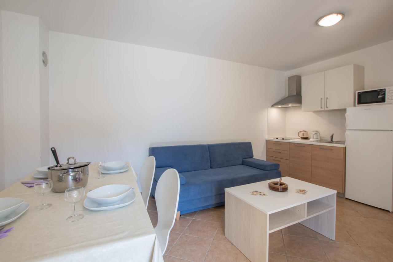 Apartmani Svjetionik Умаг Екстериор снимка