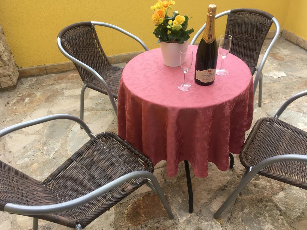 Apartmani Svjetionik Умаг Екстериор снимка