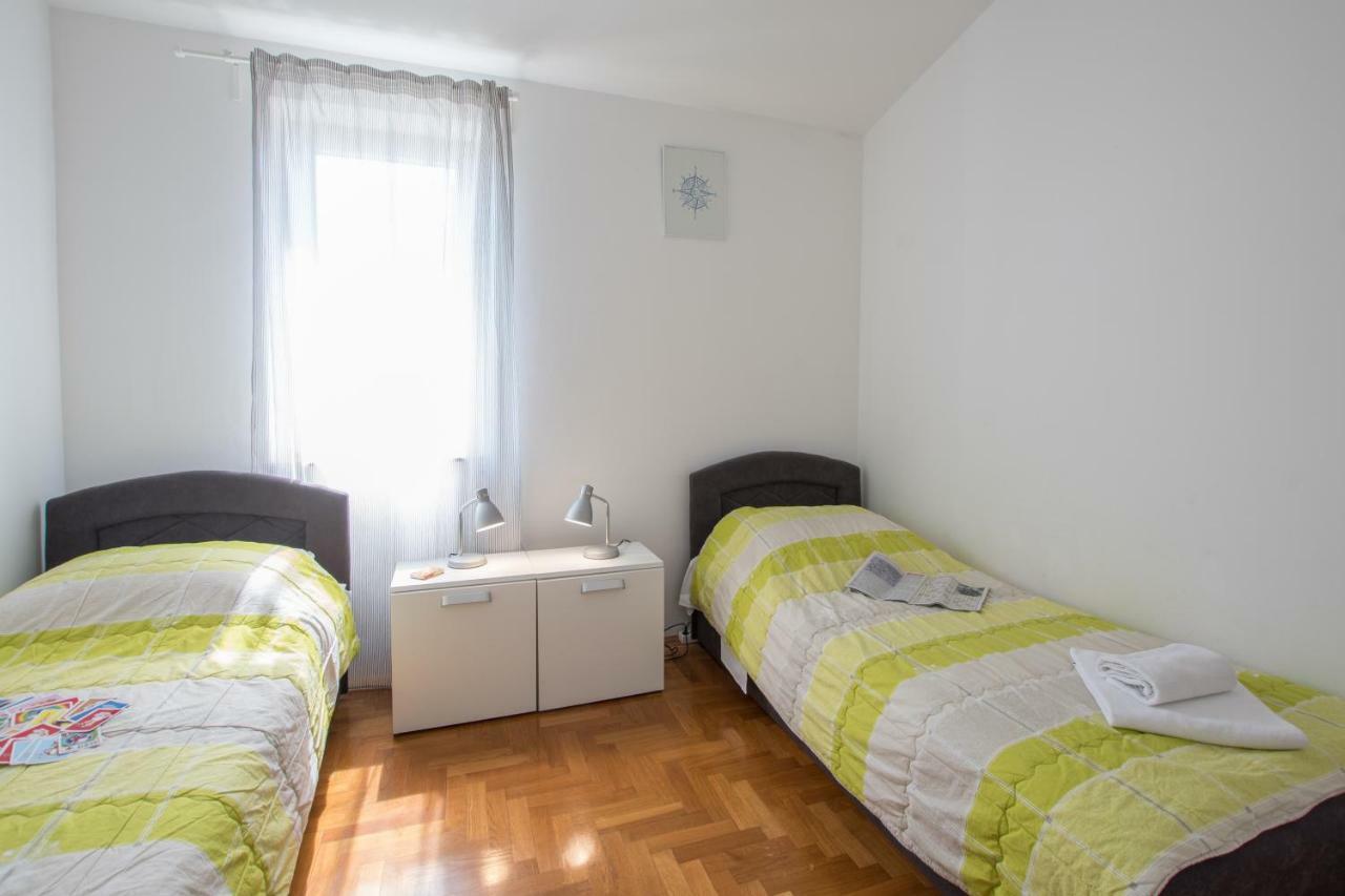 Apartmani Svjetionik Умаг Екстериор снимка